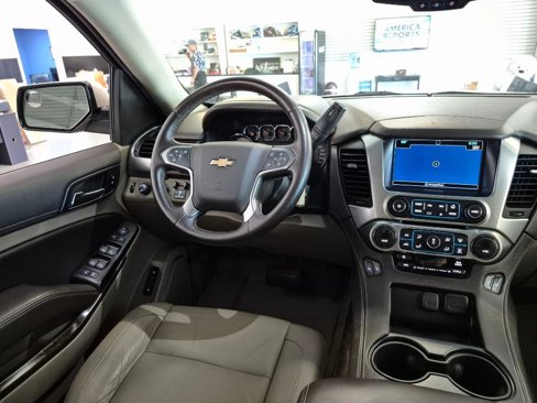 Used 2016 Chevrolet Suburban LT image 20