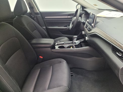 Used 2023 Nissan Altima 2.5 SV image 21