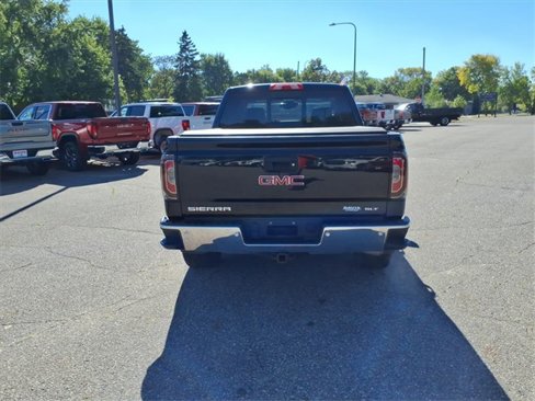 Used 2017 GMC Sierra 1500 SLT image 4