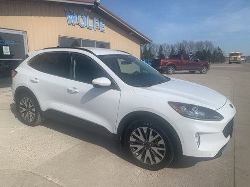 Used 2020 Ford Escape Titanium image 1