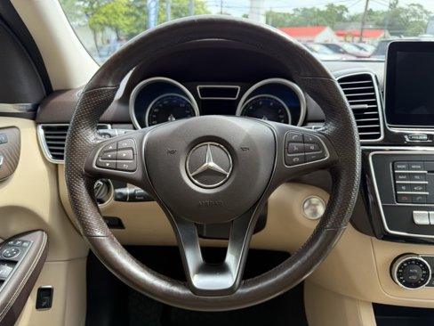 Used 2017 Mercedes-Benz GLE 350 4MATIC image 12