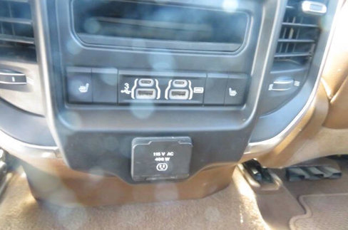 Used 2019 RAM 1500 Laramie image 11