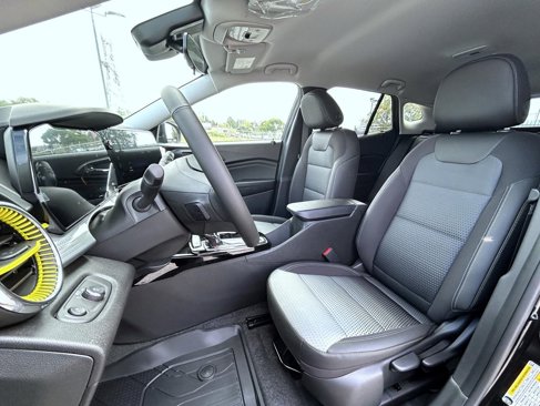 New 2026 Chevrolet Trax LT w/ Driver Confidence Package image 10