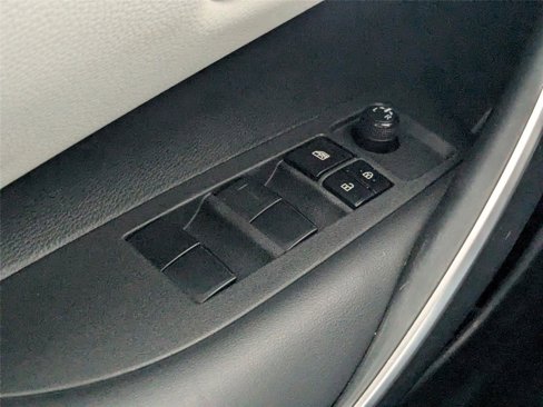 Certified 2021 Toyota Corolla SE image 13