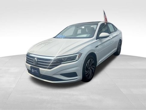 Certified 2021 Volkswagen Jetta SEL image 4