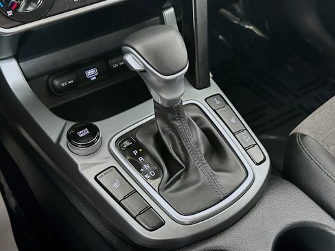 Certified 2021 Kia Seltos S image 16