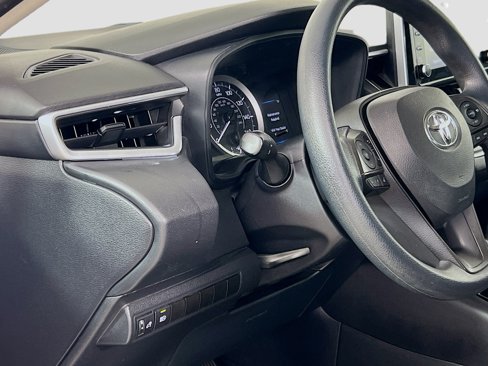 Used 2020 Toyota Corolla LE w/ Carpet Mat Package (TMS) image 10