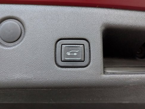 Certified 2020 Chevrolet Equinox Premier image 31