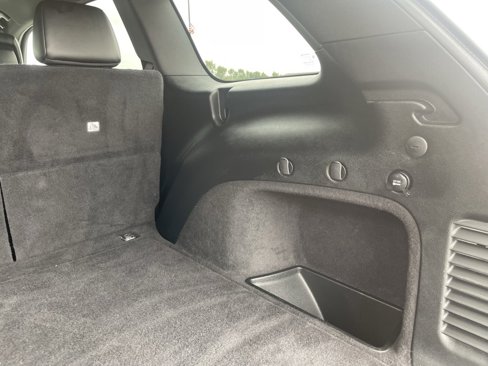 Used 2018 Jeep Grand Cherokee Altitude image 29