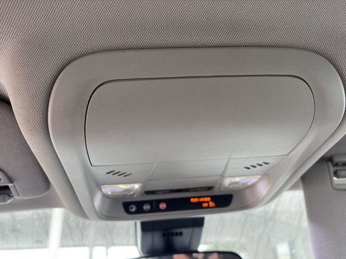 Used 2022 Chevrolet Equinox LS image 13