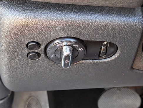 Used 2016 MINI Cooper Convertible image 19