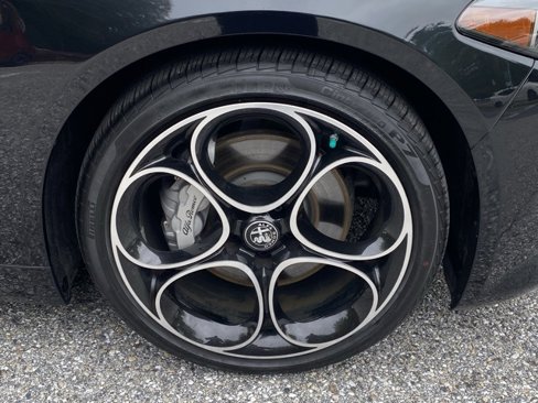 Used 2024 Alfa Romeo Giulia Ti image 12