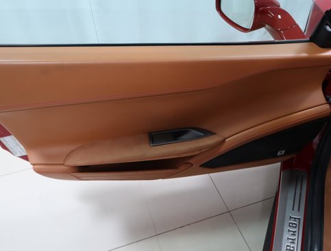 Used 2011 Ferrari 458 Italia Coupe image 26