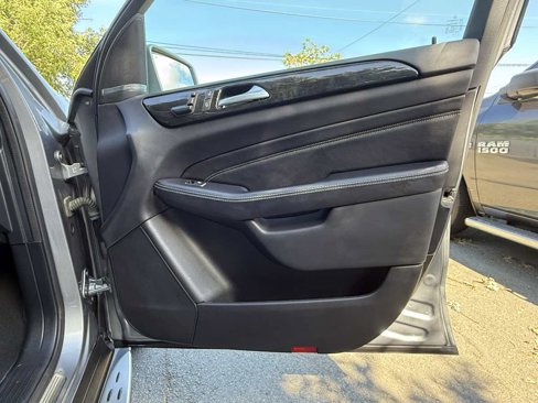 Used 2015 Mercedes-Benz ML 350 4MATIC image 28