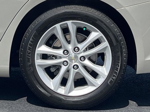 Used 2016 Chevrolet Malibu LT image 26