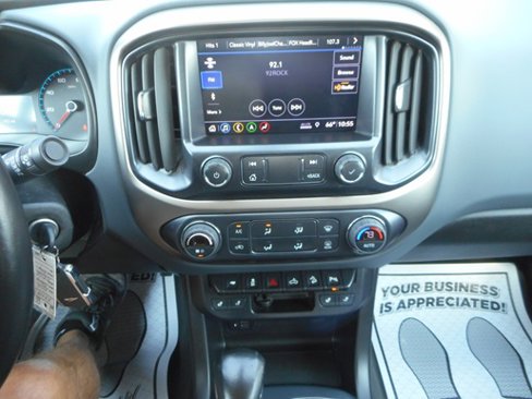 Used 2022 Chevrolet Colorado Z71 image 16