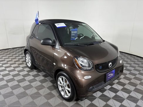 Used 2018 smart fortwo electric drive image 1