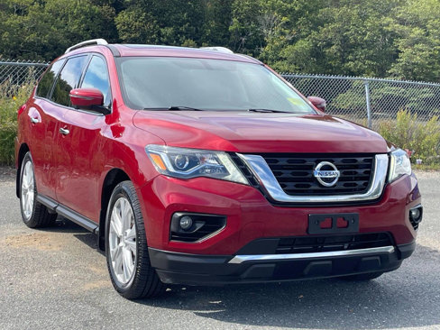Used 2019 Nissan Pathfinder SL w/ SL Premium Package image 1