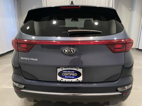 Used 2021 Kia Sportage LX image 6