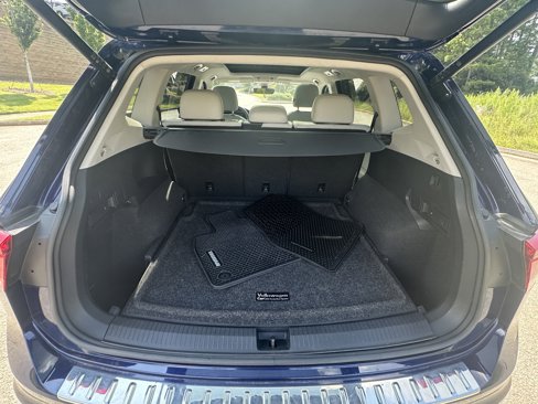 Used 2022 Volkswagen Tiguan SE image 18