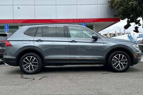 Used 2021 Volkswagen Tiguan SE image 3