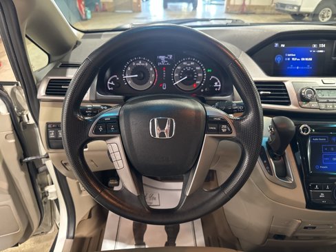 Used 2016 Honda Odyssey SE image 19