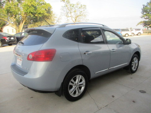 Used 2012 Nissan Rogue SV w/ Premium Pkg image 16