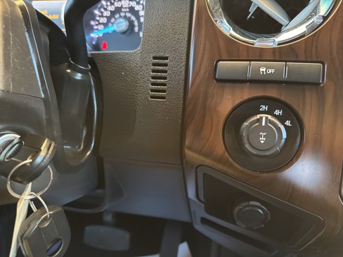 Used 2013 Ford F350 Lariat image 23
