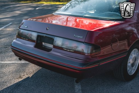 Used 1988 Ford Thunderbird image 13