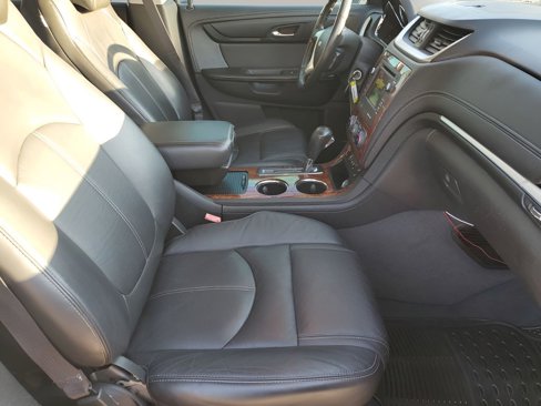 Used 2013 Chevrolet Traverse LT image 13