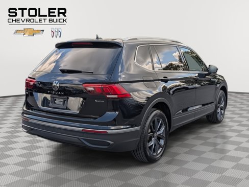 Used 2023 Volkswagen Tiguan SE image 5