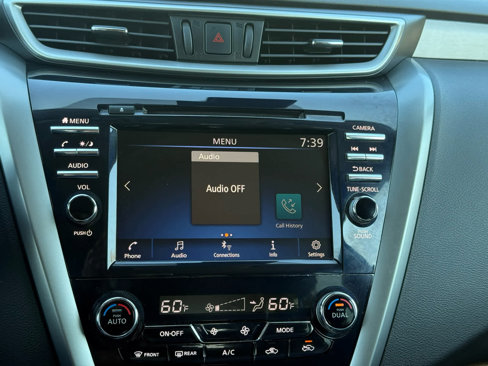 Used 2023 Nissan Murano SV image 17
