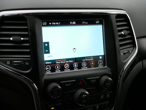 Used 2018 Jeep Grand Cherokee Altitude image 22