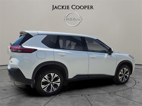 Used 2021 Nissan Rogue SV image 5