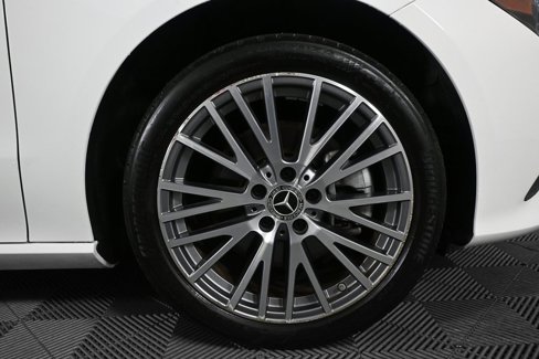 Certified 2022 Mercedes-Benz CLA 250 4MATIC image 36