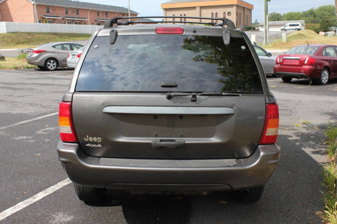Used 2004 Jeep Grand Cherokee Laredo w/ Cold Weather Group image 6
