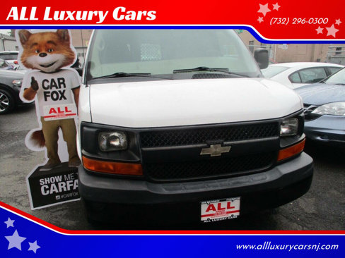 Used 2011 Chevrolet Express 2500 image 1