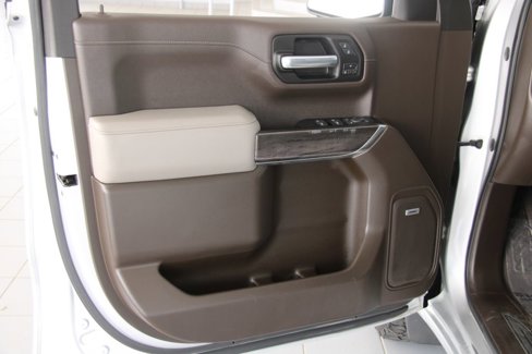 Used 2019 Chevrolet Silverado 1500 LTZ w/ LTZ Plus Package image 18