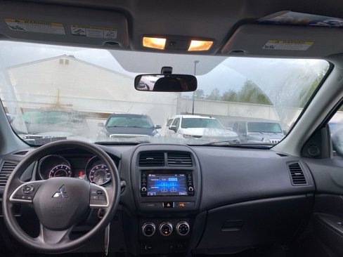 Used 2020 Mitsubishi Outlander Sport SE image 13