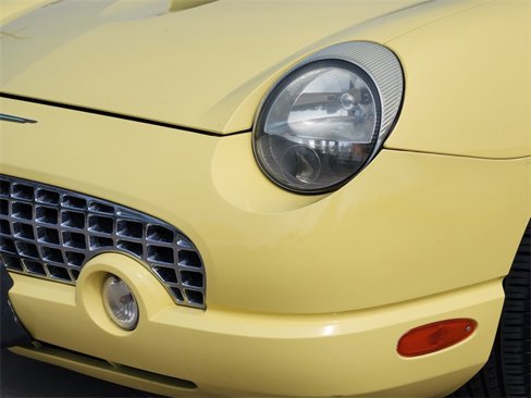 Used 2002 Ford Thunderbird image 20