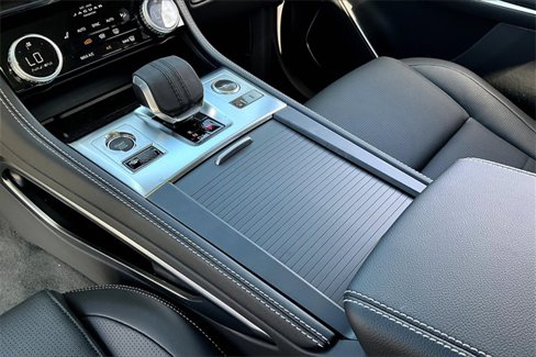 New 2026 Jaguar F-PACE R-Dynamic S image 9