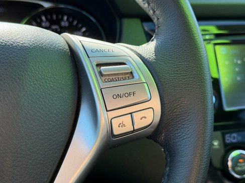 Used 2016 Nissan Rogue SL image 13