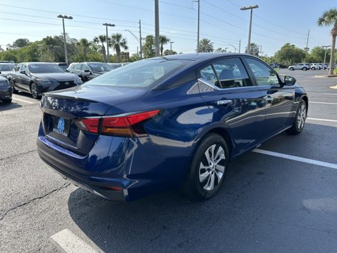 Used 2022 Nissan Altima 2.5 S image 7