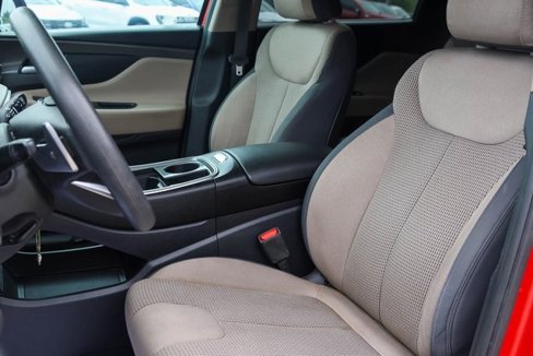 Used 2021 Hyundai Santa Fe SE image 10
