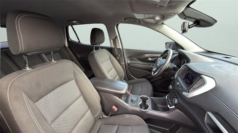 Used 2023 GMC Terrain SLE w/ Elevation Edition image 14