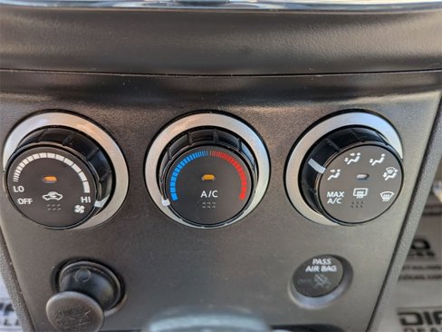 Used 2014 Nissan Rogue S image 19