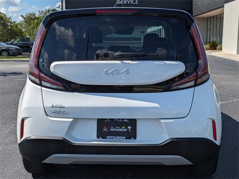 Used 2023 Kia Soul LX w/ Option Group 015 image 6