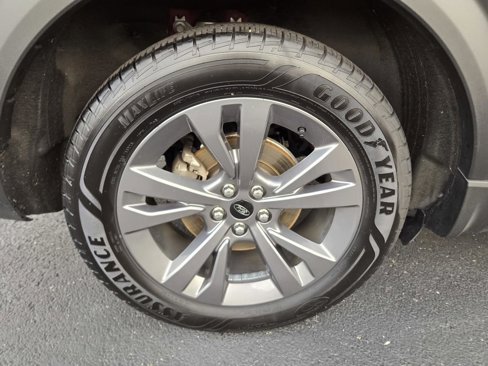 Used 2021 Ford Explorer XLT w/ Equipment Group 202A image 44