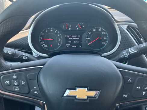 Used 2023 Chevrolet Malibu LT image 13