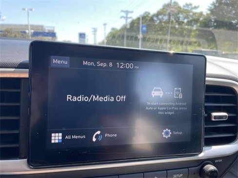 Used 2021 Hyundai Venue SEL image 19